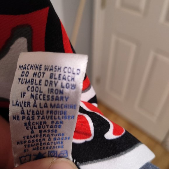 Ricki's multi color floral dress size 4 petite. Sleeveless - Picture 5 of 5